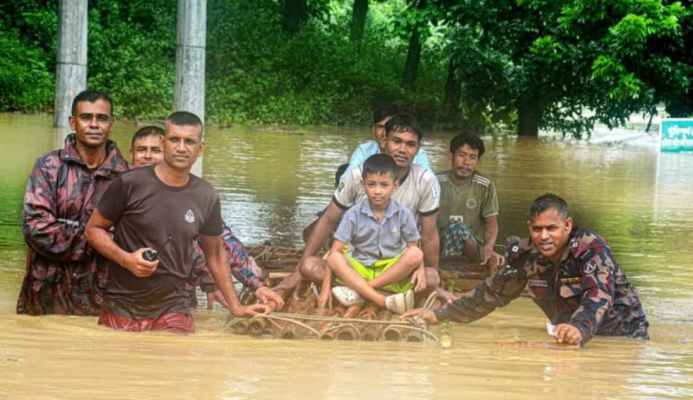 বন্যাকবলিত ১১ জেলায় বিজিবি মোতায়েন